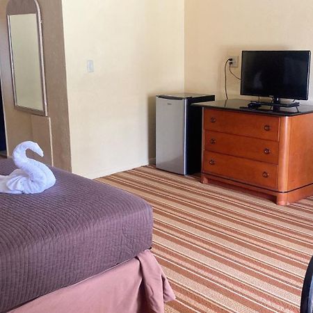 Royal Palace Inn And Suites Myrtle Beach Ocean Blvd 外观 照片