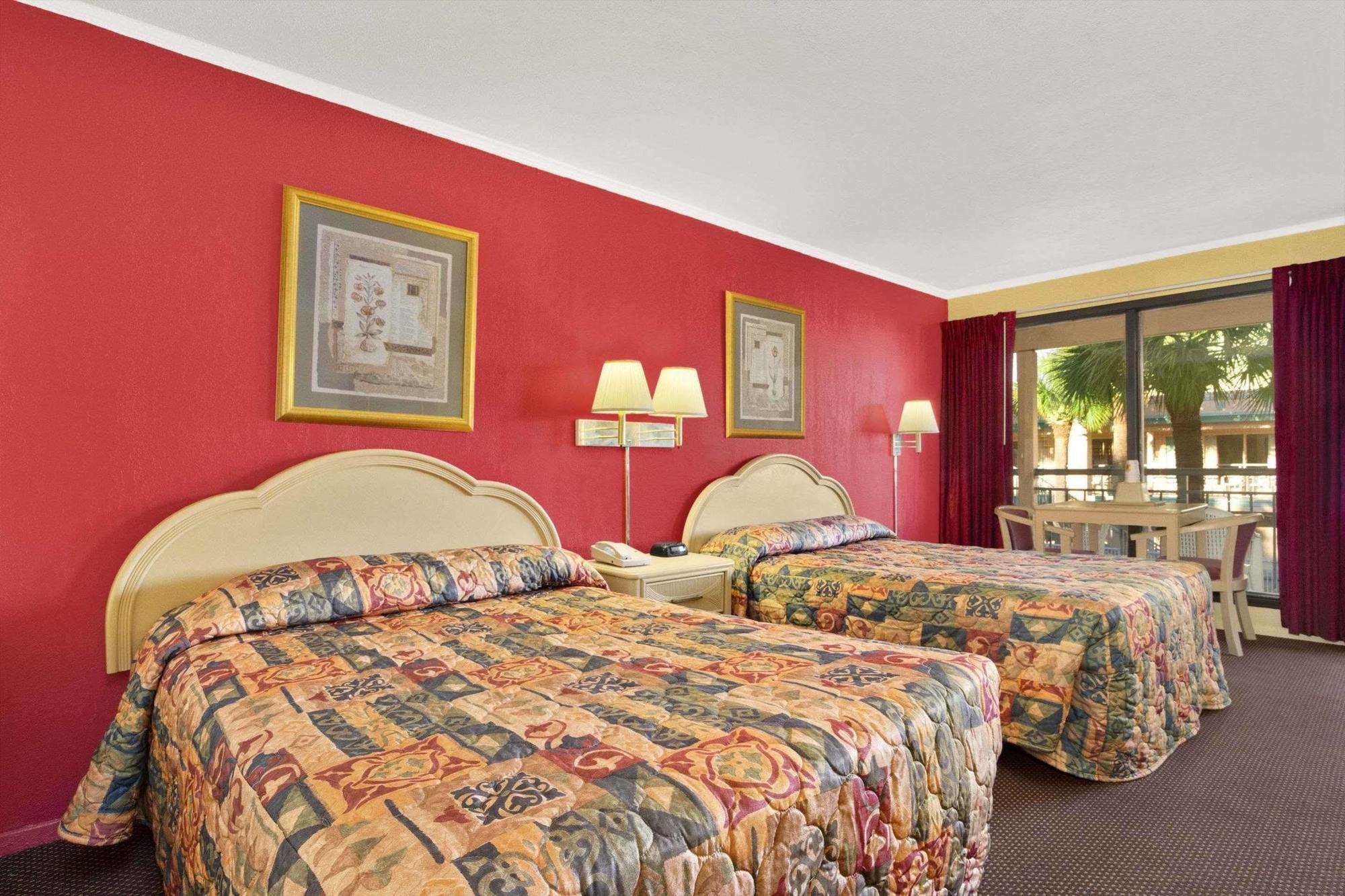 Royal Palace Inn And Suites Myrtle Beach Ocean Blvd 外观 照片
