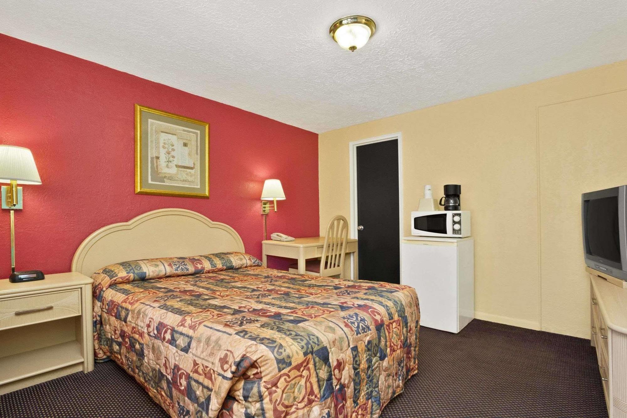 Royal Palace Inn And Suites Myrtle Beach Ocean Blvd 外观 照片